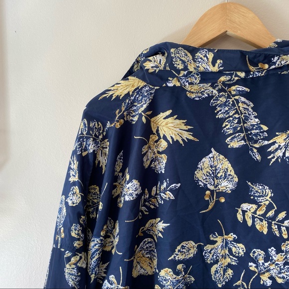 Vintage Floral Bomber Jacket - Picture 4 of 11